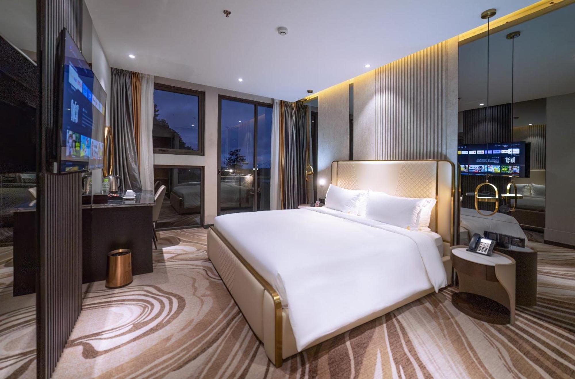 New Century Hotel - Dalat Esterno foto