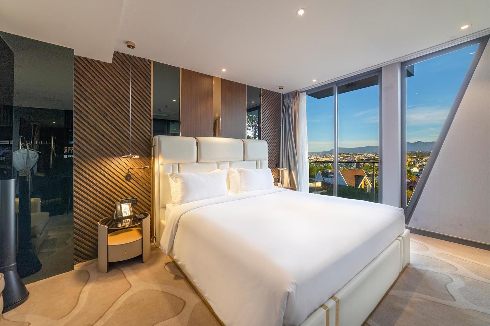 New Century Hotel - Dalat Esterno foto