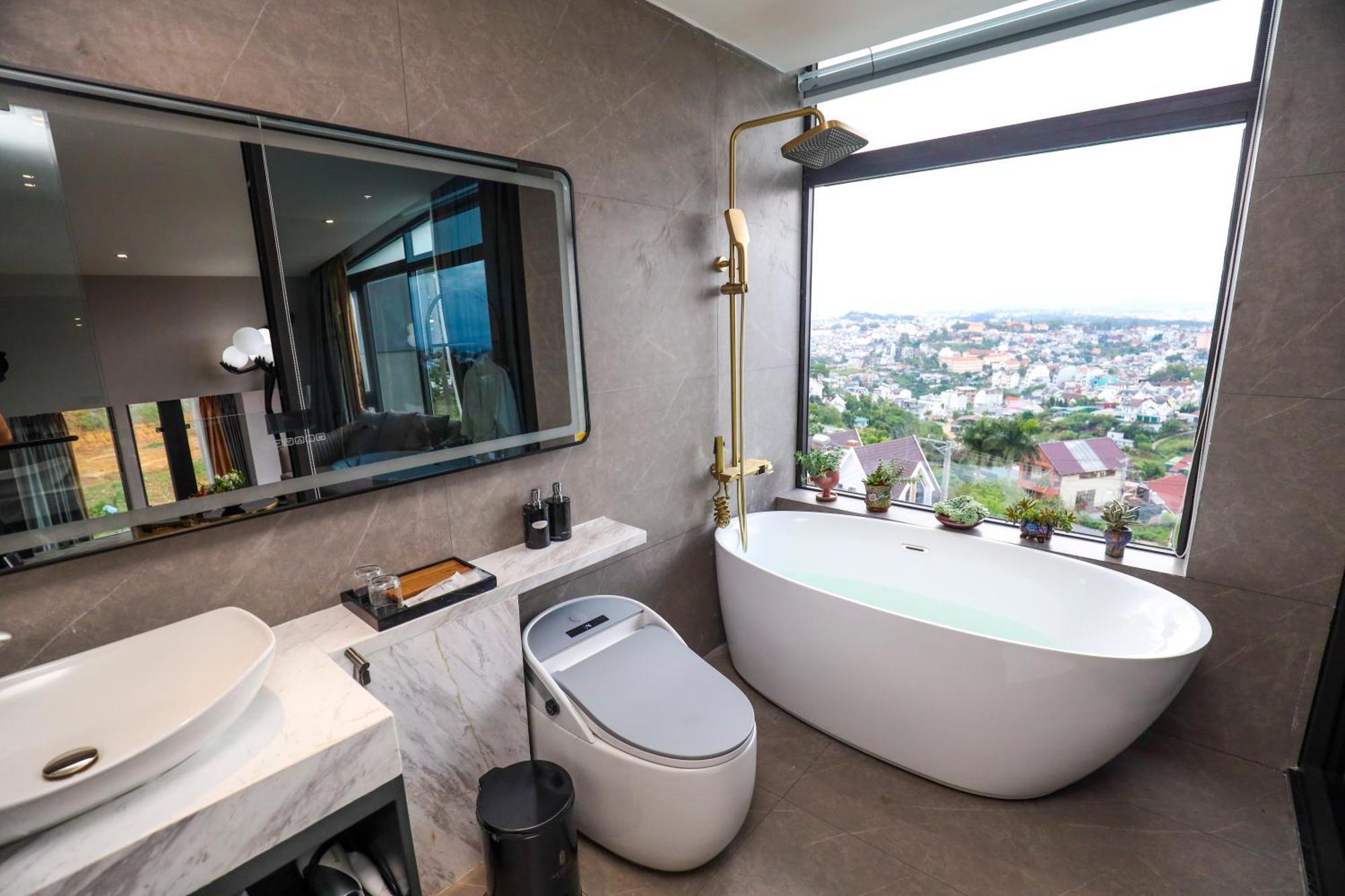 New Century Hotel - Dalat Esterno foto