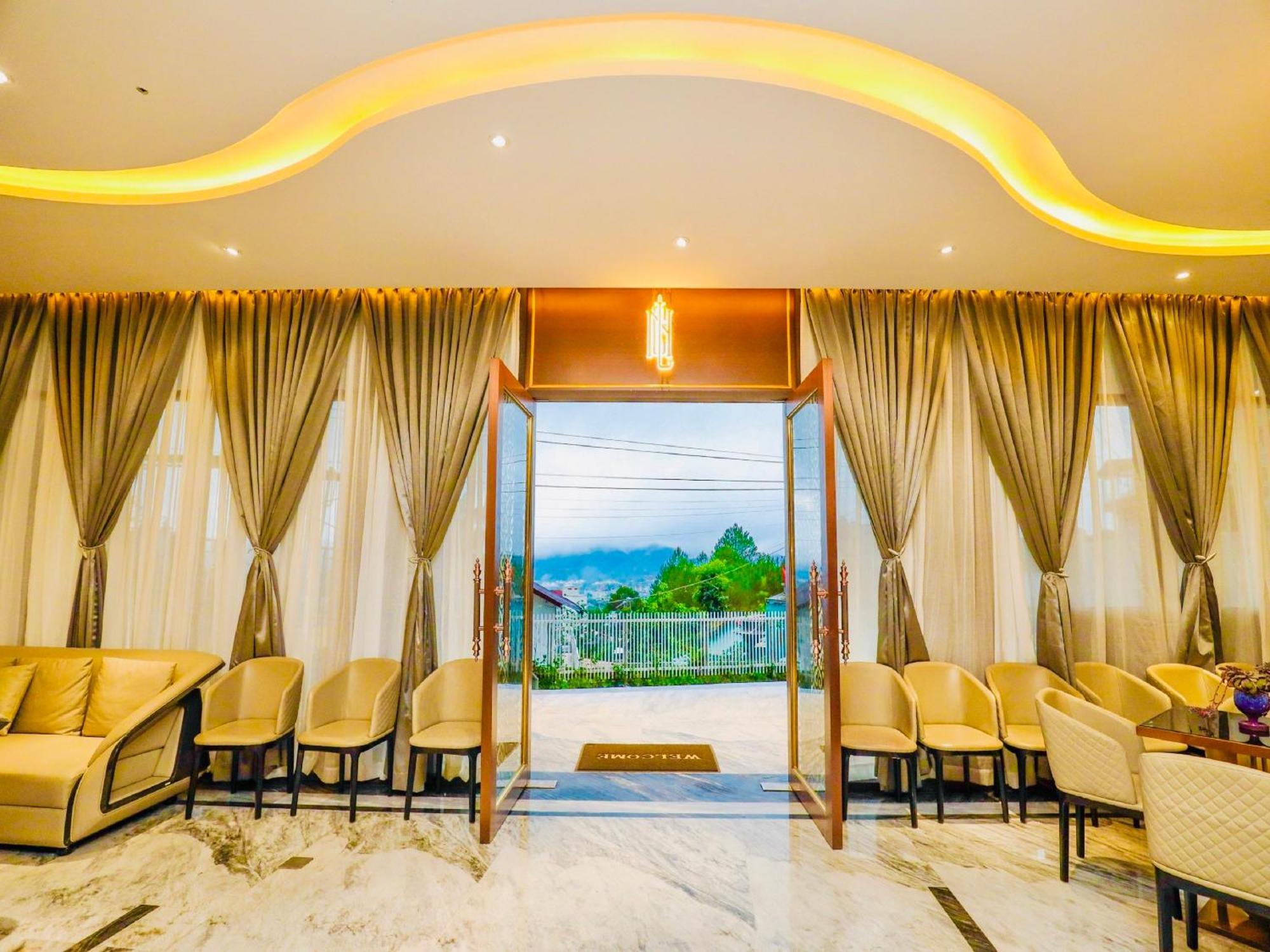 New Century Hotel - Dalat Esterno foto